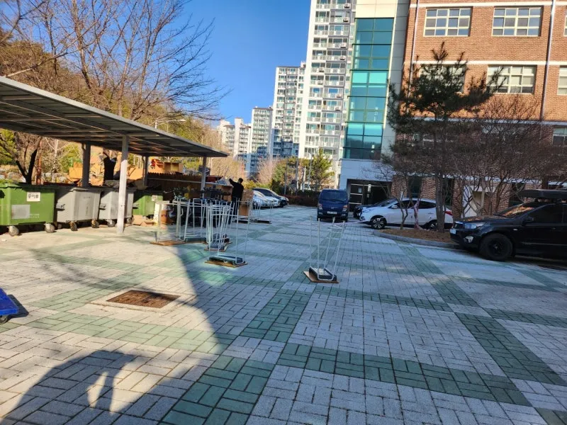 대구이삿짐센터 의 대진 고등학교 층간 이동 및 집기 재배치 현장 사진 4