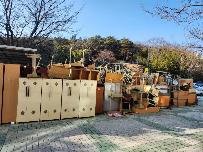 대구이삿짐센터 의 대진 고등학교 층간 이동 및 집기 재배치 현장 사진 5